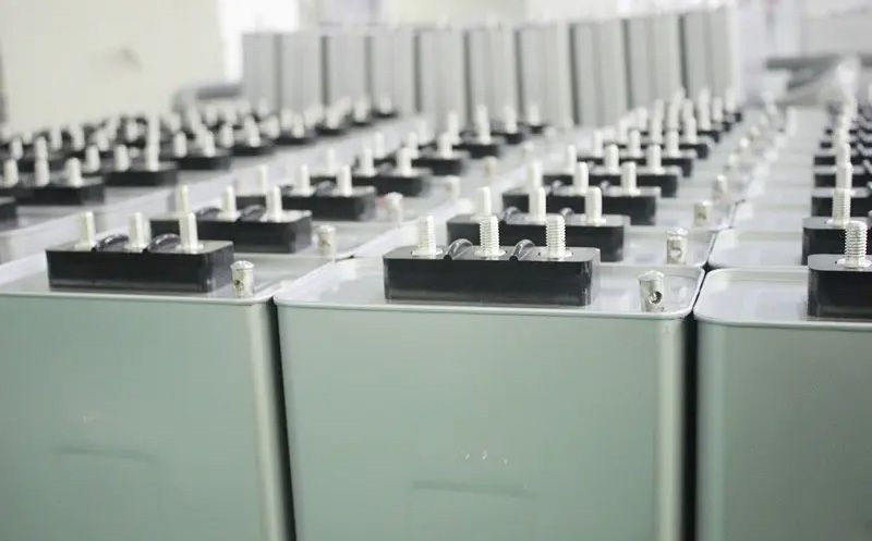 電力電容器組接線應(yīng)遵循哪些原則？